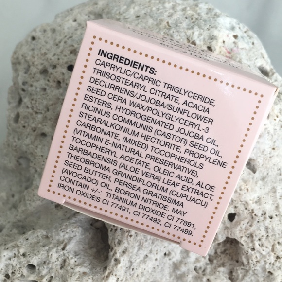 SOLD Hynt beauty Duet Perfecting Concealer - Picture 2 of 8